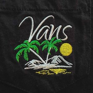 Medium Black Vans Embroidered T-shirt